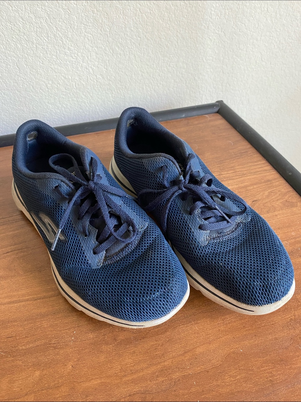 Skechers Men's Navy Blue Mesh Athletic Sneakers